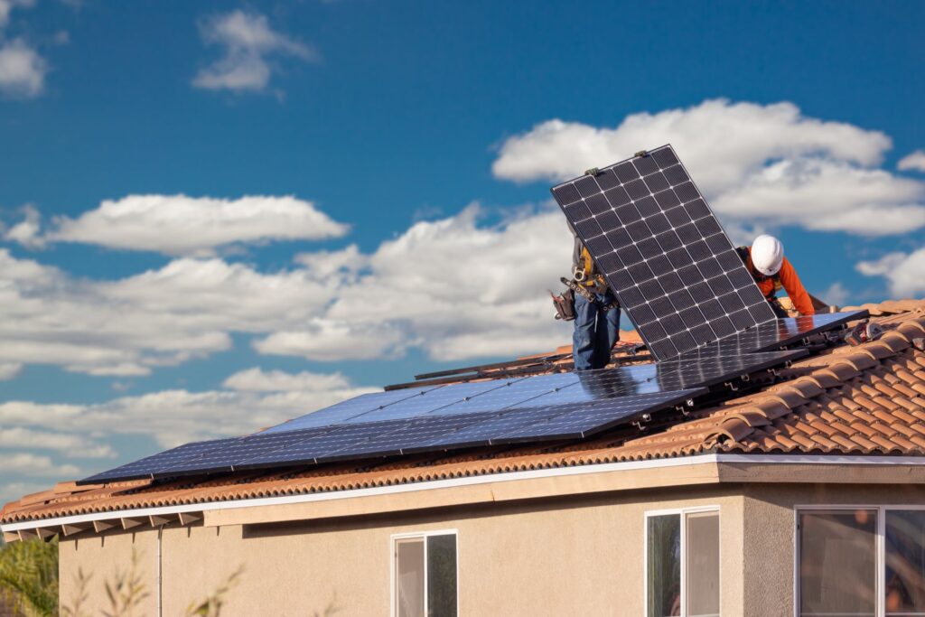 Latest Innovations and Trends in Solar Roofing​
